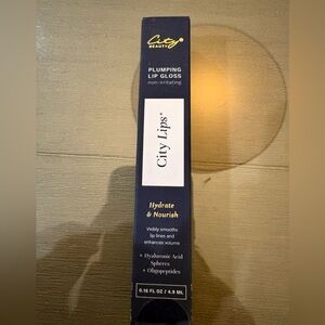 City Beauty- City Lips plumping lip gloss